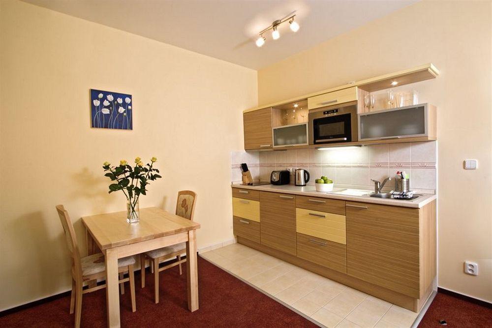 อันเดล อพาร์ตเมนต์ Aparthotel ปราก ภายนอก รูปภาพ