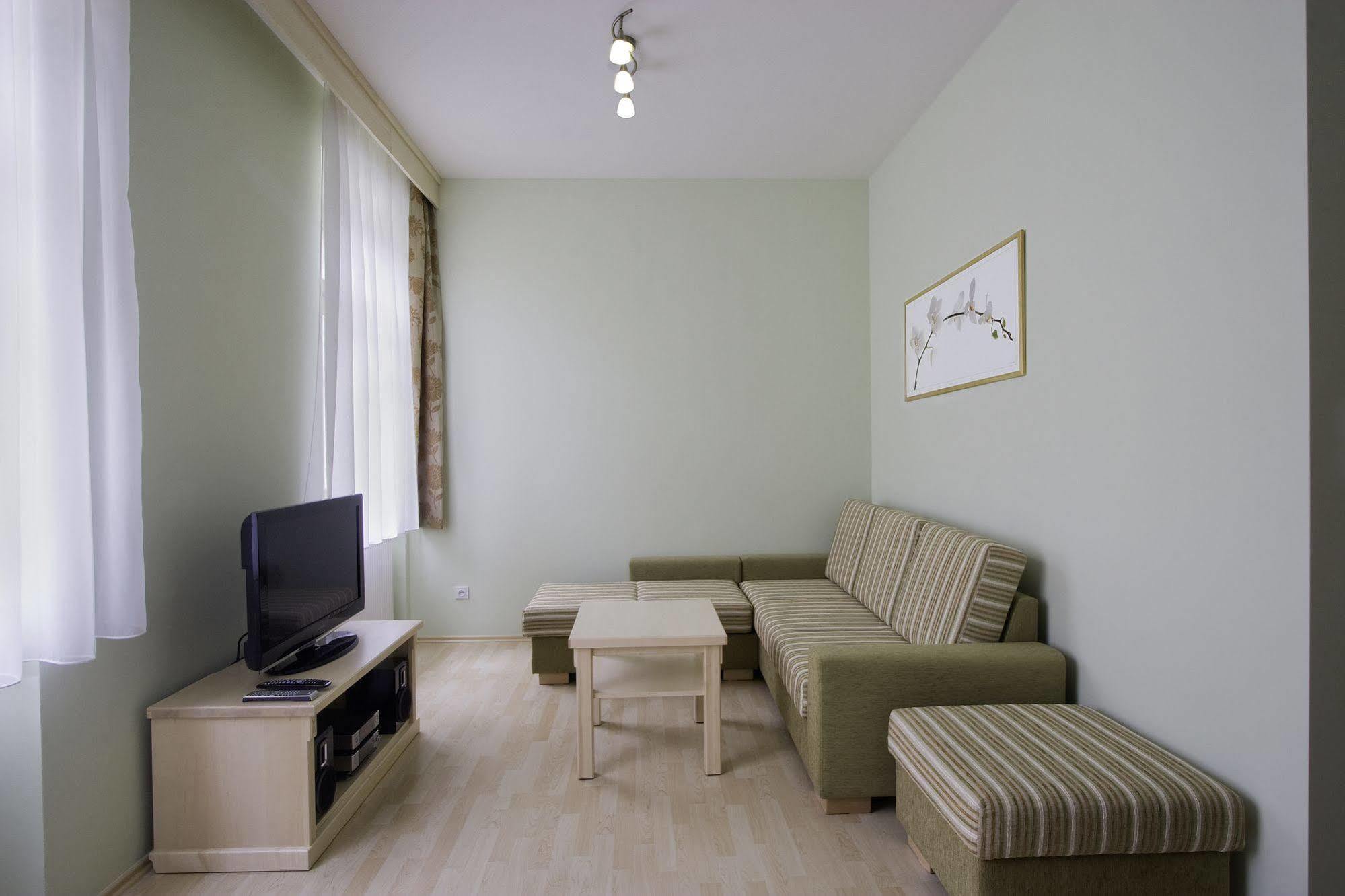 อันเดล อพาร์ตเมนต์ Aparthotel ปราก ภายนอก รูปภาพ