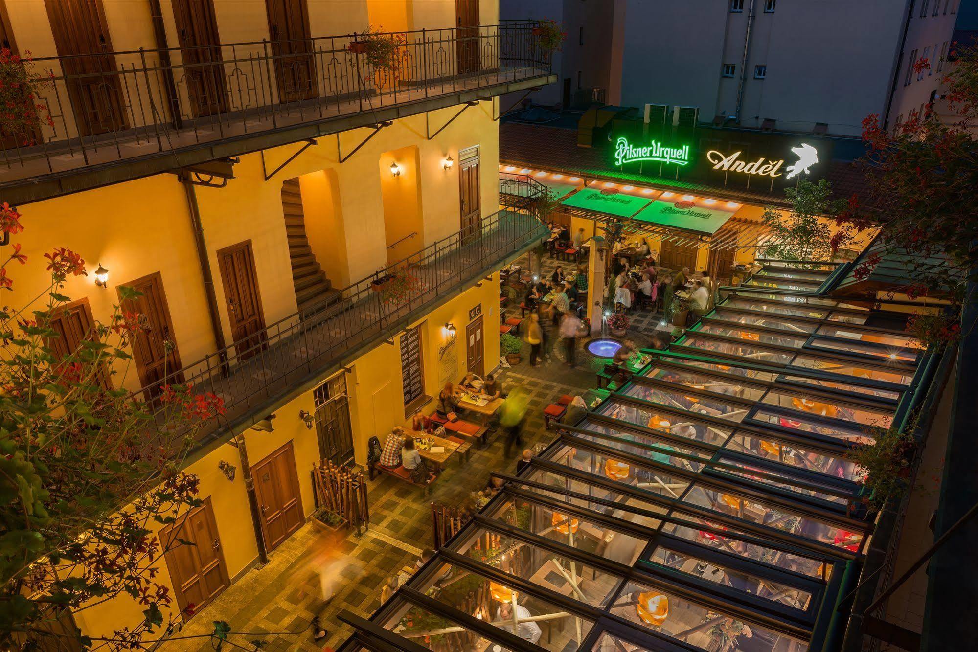 อันเดล อพาร์ตเมนต์ Aparthotel ปราก ภายนอก รูปภาพ