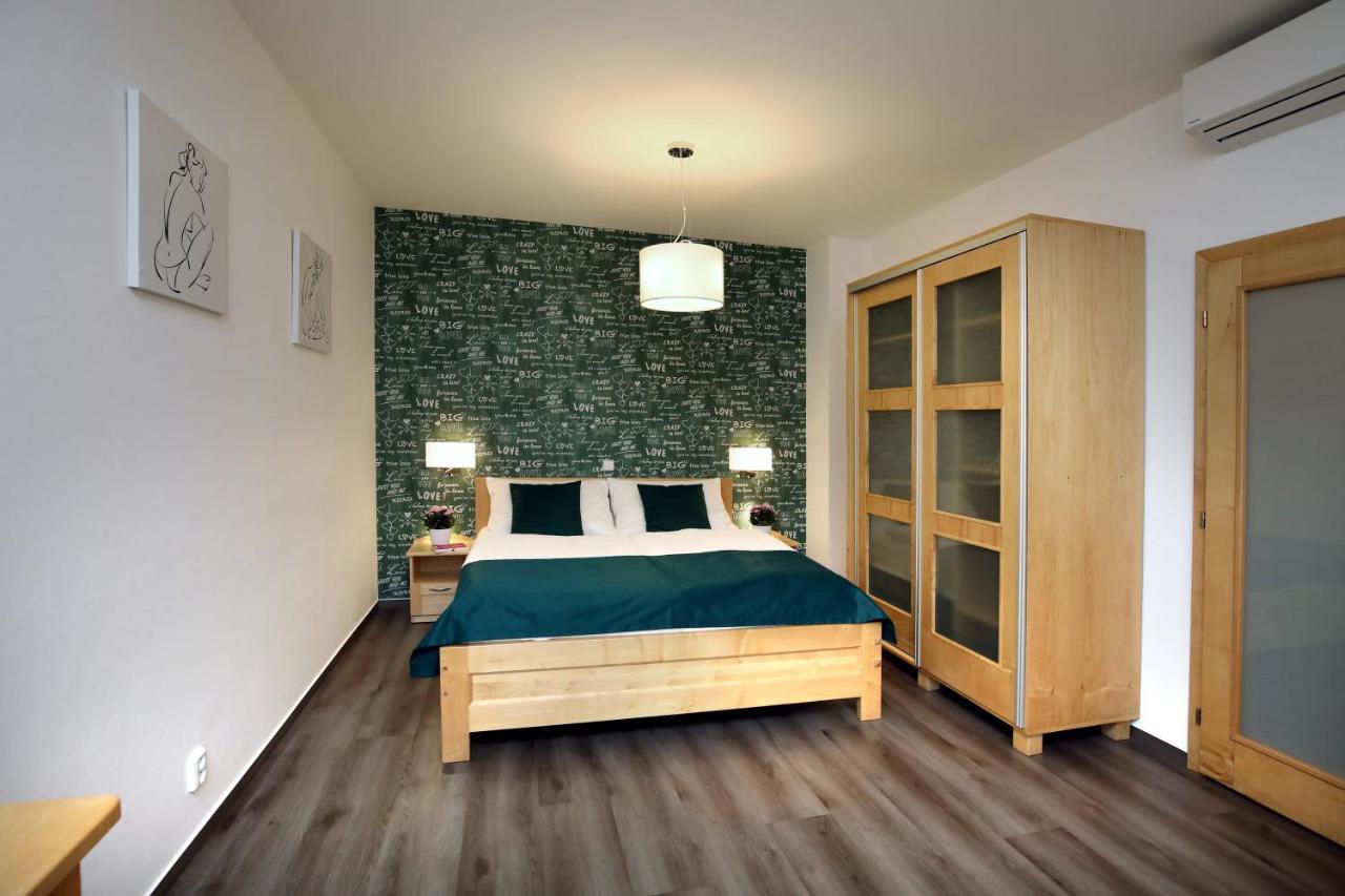 อันเดล อพาร์ตเมนต์ Aparthotel ปราก ภายนอก รูปภาพ