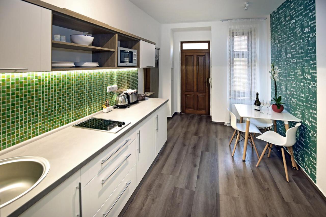 อันเดล อพาร์ตเมนต์ Aparthotel ปราก ภายนอก รูปภาพ